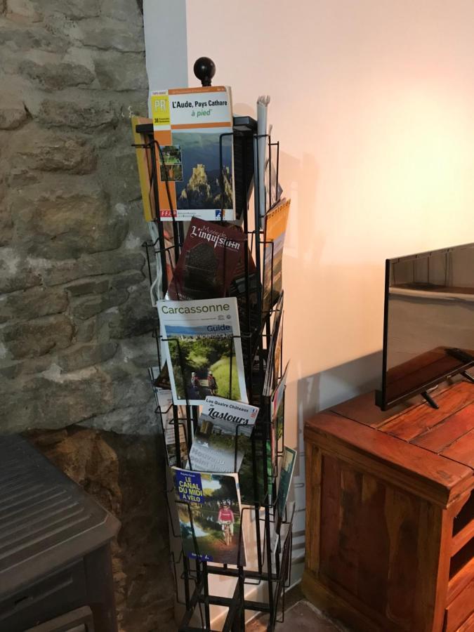 Le Grenier De Manee Villa Villemoustaussou Bagian luar foto