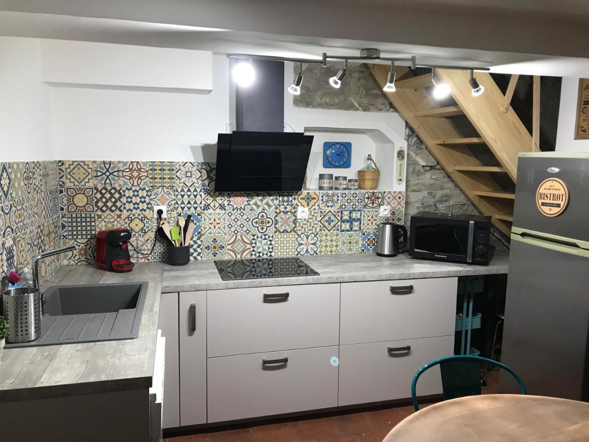 Le Grenier De Manee Villa Villemoustaussou Bagian luar foto