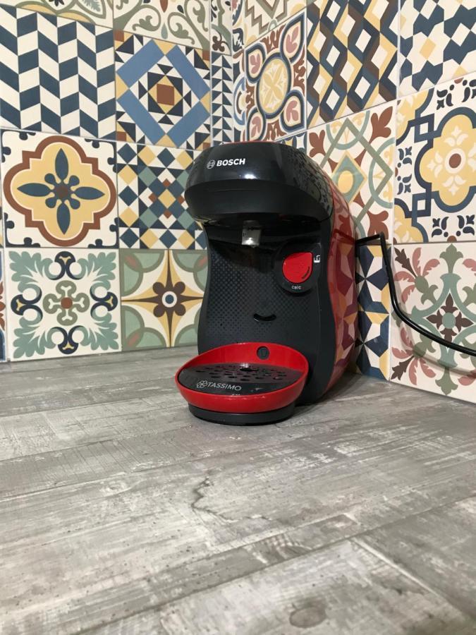 Le Grenier De Manee Villa Villemoustaussou Bagian luar foto